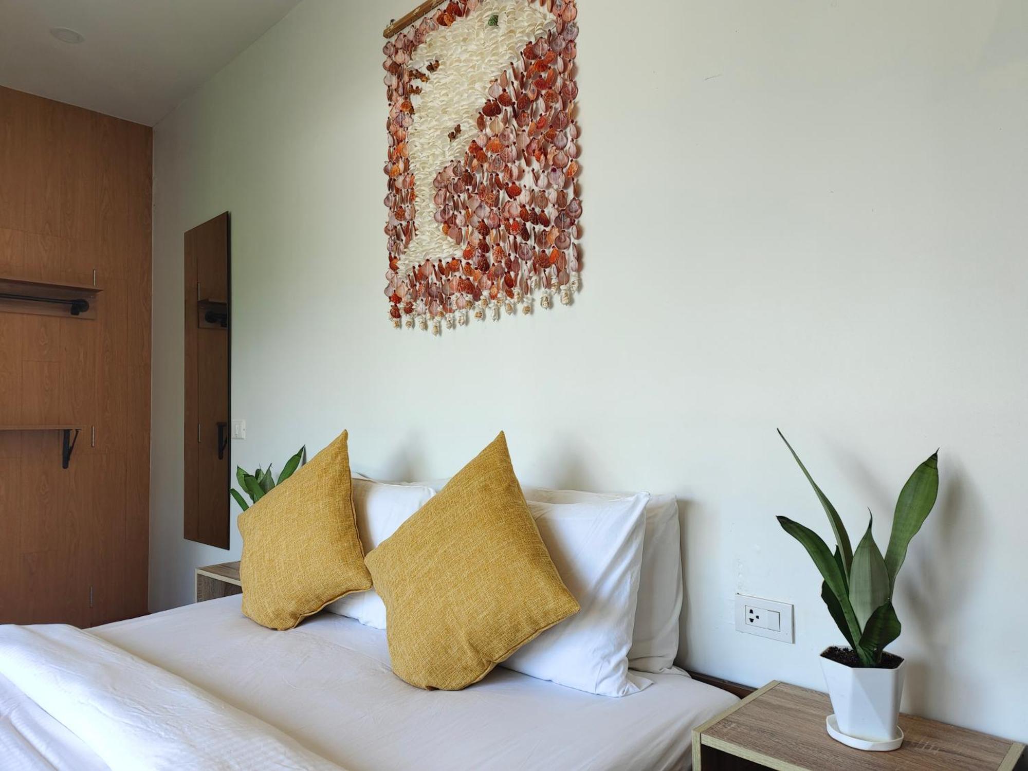 Lipe Sunrise Beach House Exterior photo