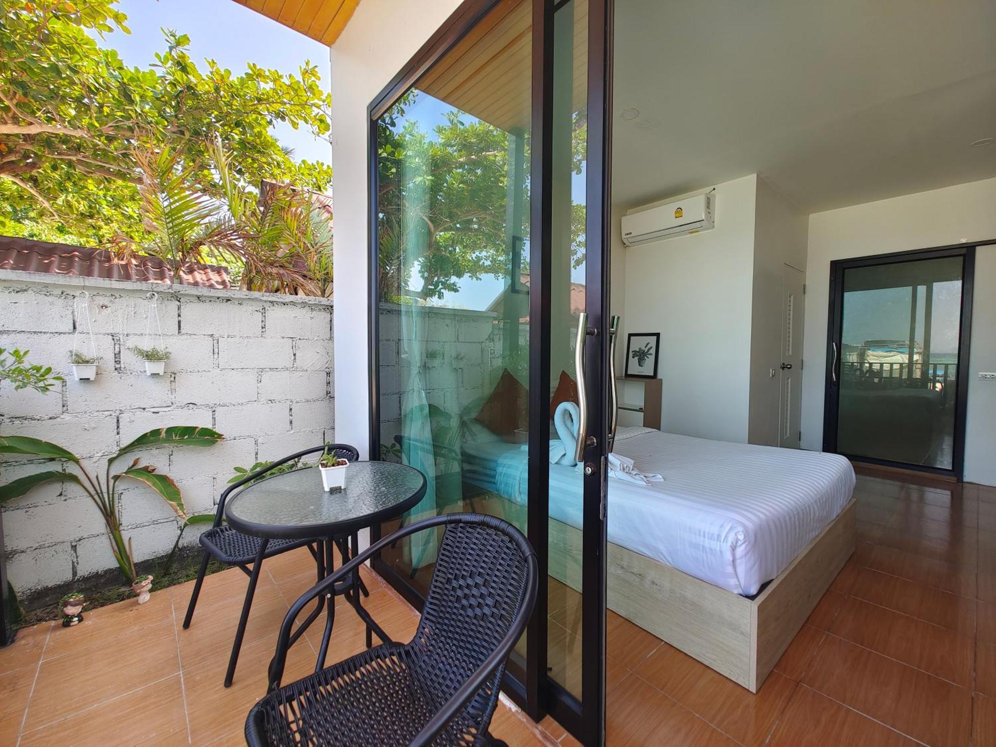 Lipe Sunrise Beach House Exterior photo